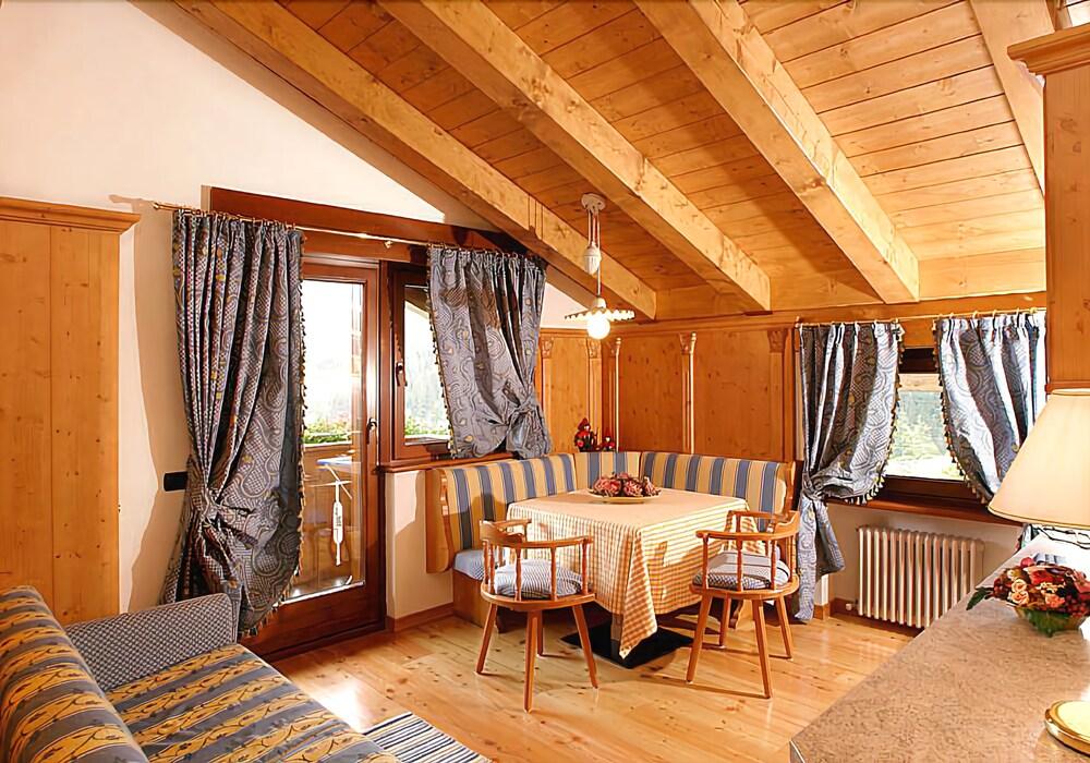 Fiori Dolomites Experience Hotel San Vito di Cadore Exterior photo